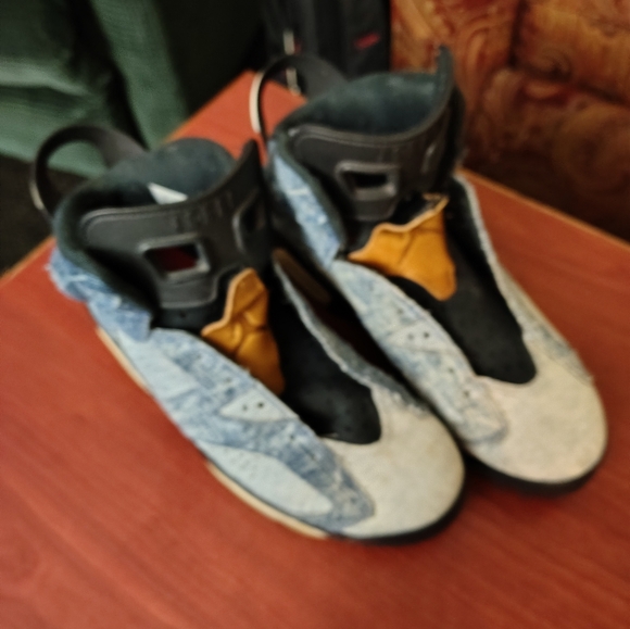 Old school Reeboks - Picture 7 of 16